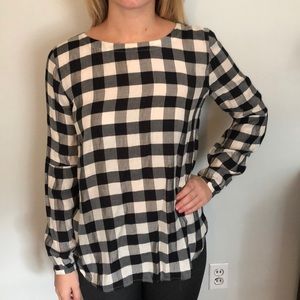 Checkered too with cute button back detail